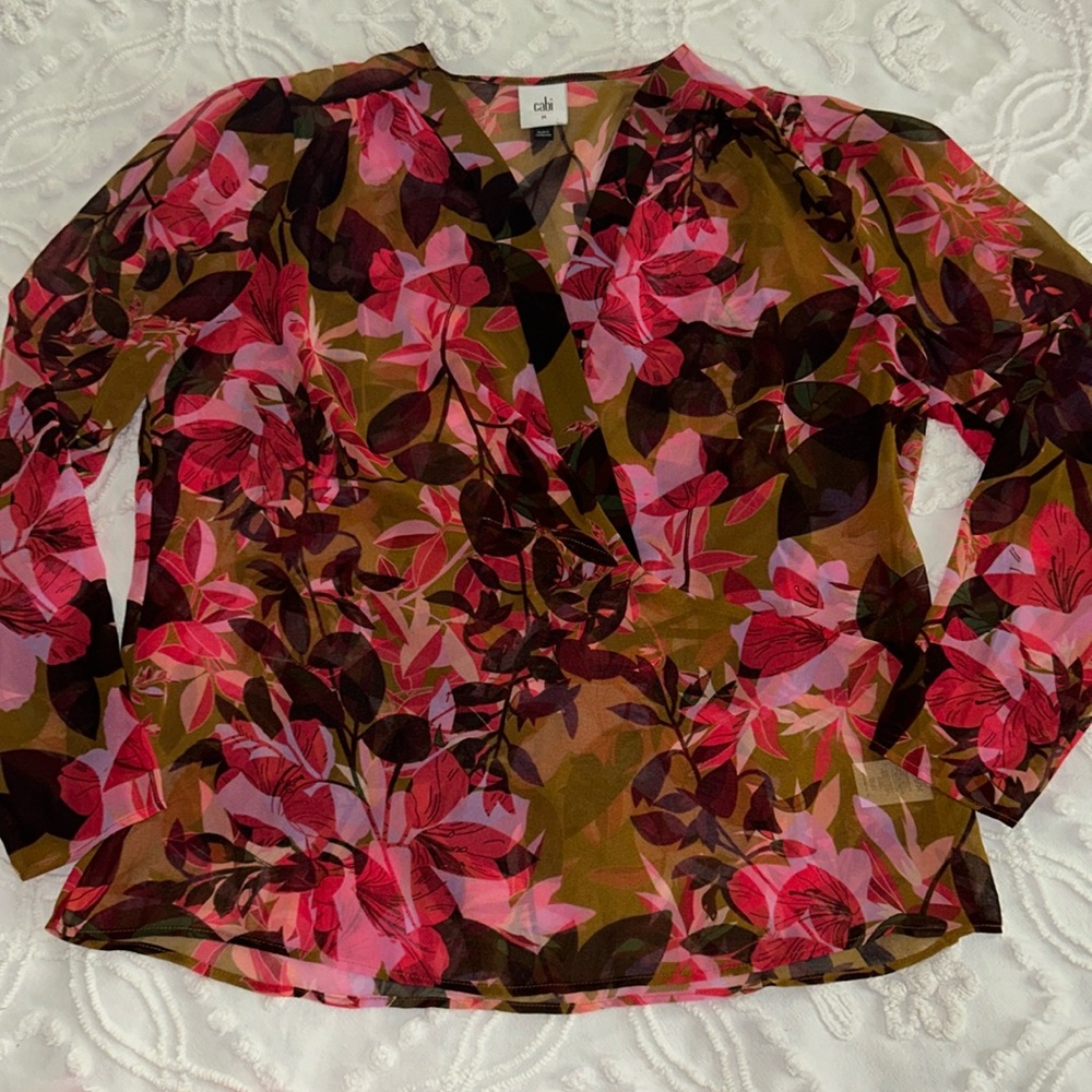 Cabi Mia Blouse Sheer Floral Blouse Size Medium